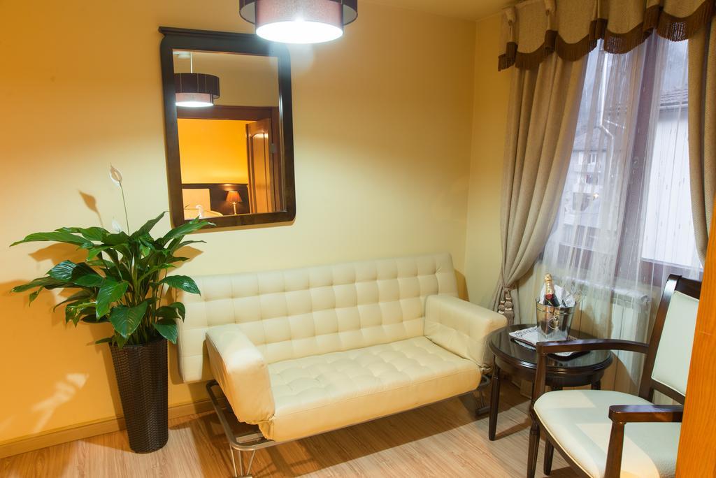 Csillag Panzio Hotel Lunca de Jos  Buitenkant foto